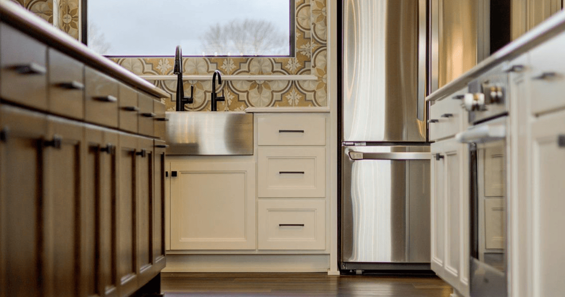 Renovations-Service Custom Home Renovations
